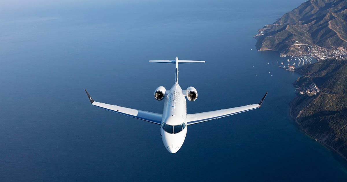 inflight-bombardier-challenger-3500-coastline